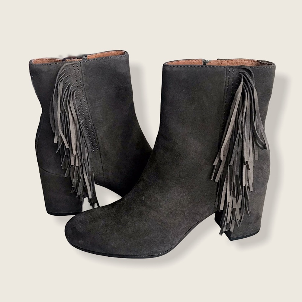 Frye Jodi Fringe Short Suede Trendy Ankle Bootie - Picture 6 of 16